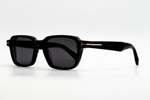 Tom Ford - Ezra 02 - TF1359
