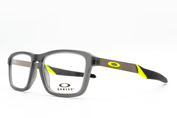 Oakley OY8023